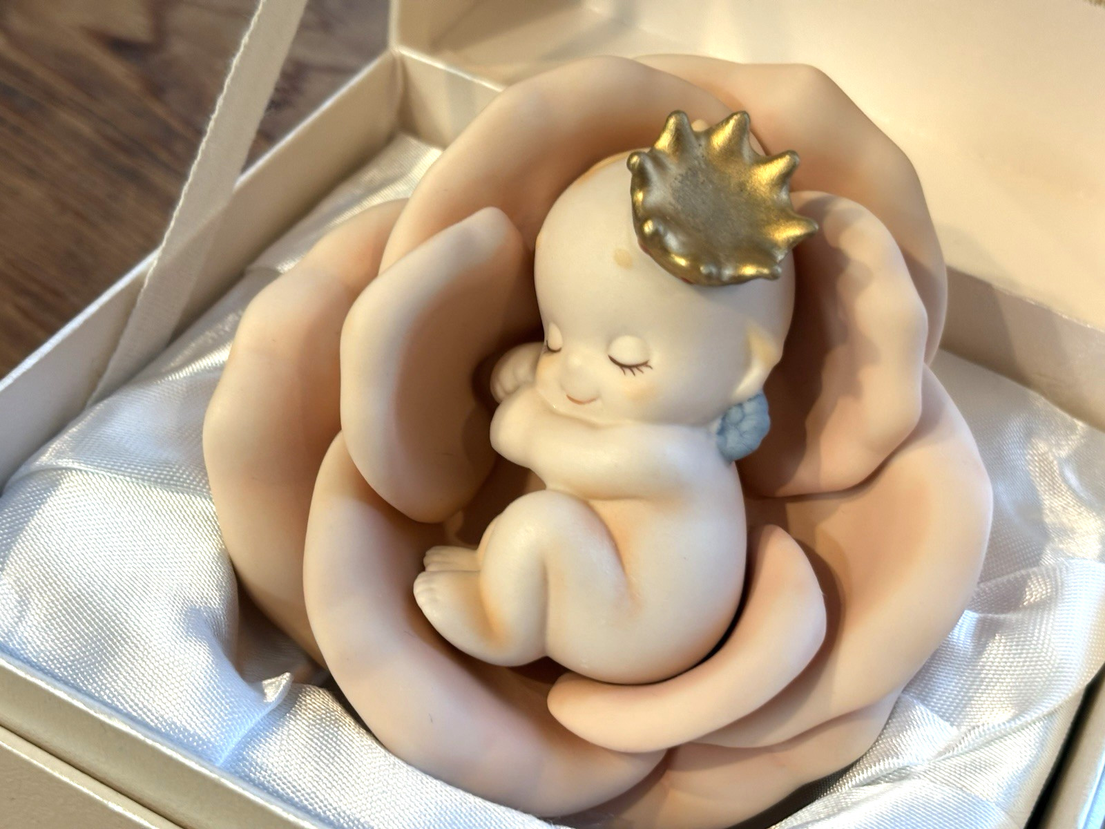 Kato Kogei Kewpie Doll in Rose Limited of Celebrating the Japanese Royal Baby
