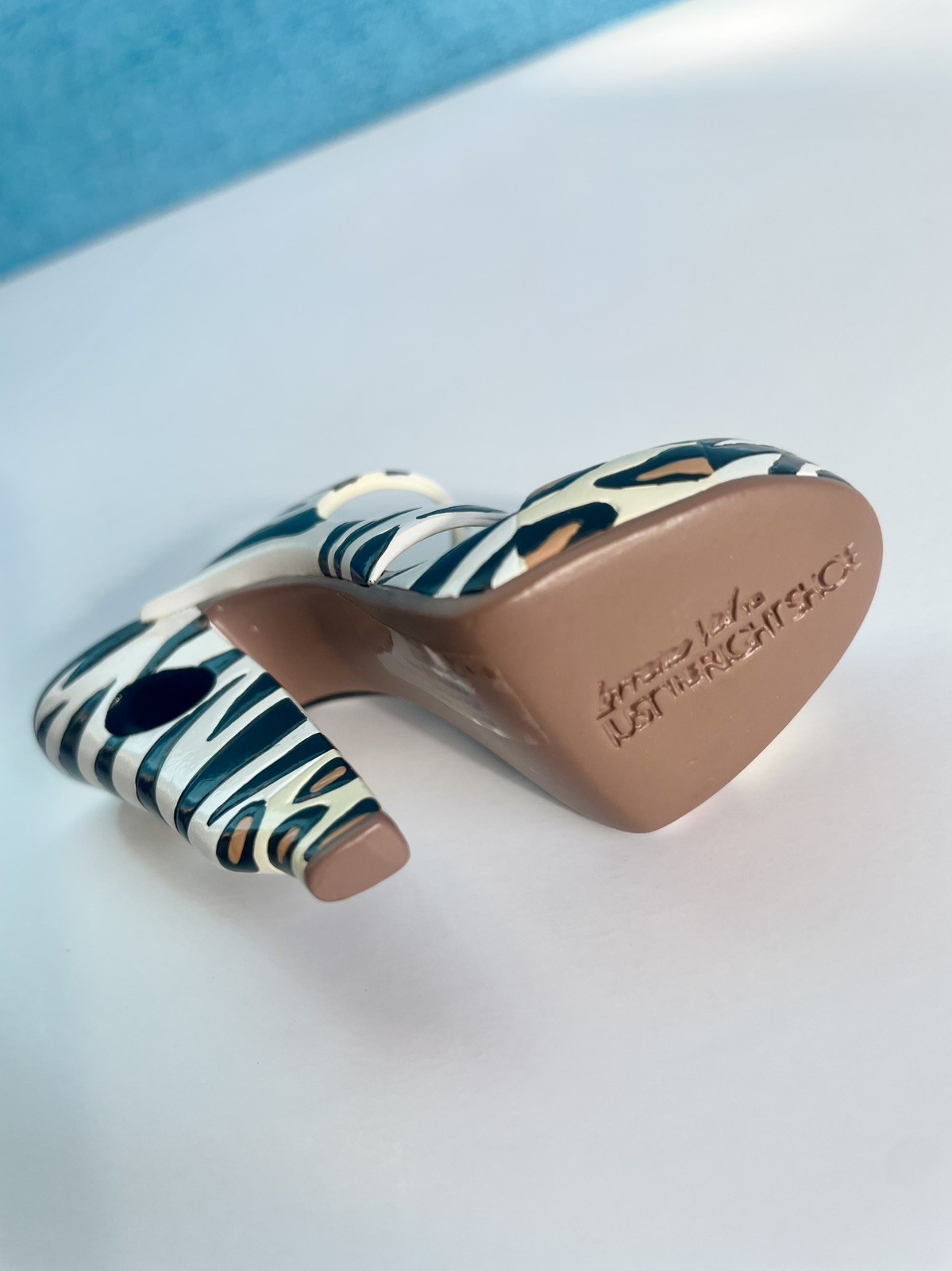 Just The Right Shoe – ENTICING By Lorraine Vail | Raine | #J100502 Animal Print
