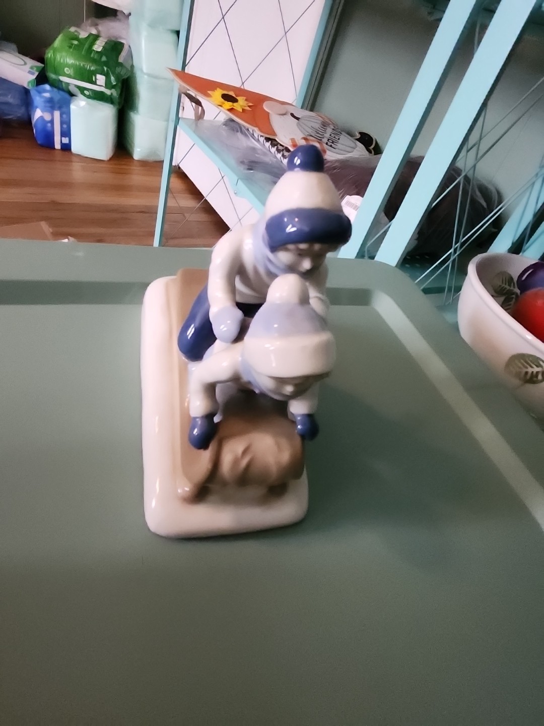 Porcelana de Cuernavaca ‘Children Sledding’ Porcelain Figurine 1992 Mexico!.