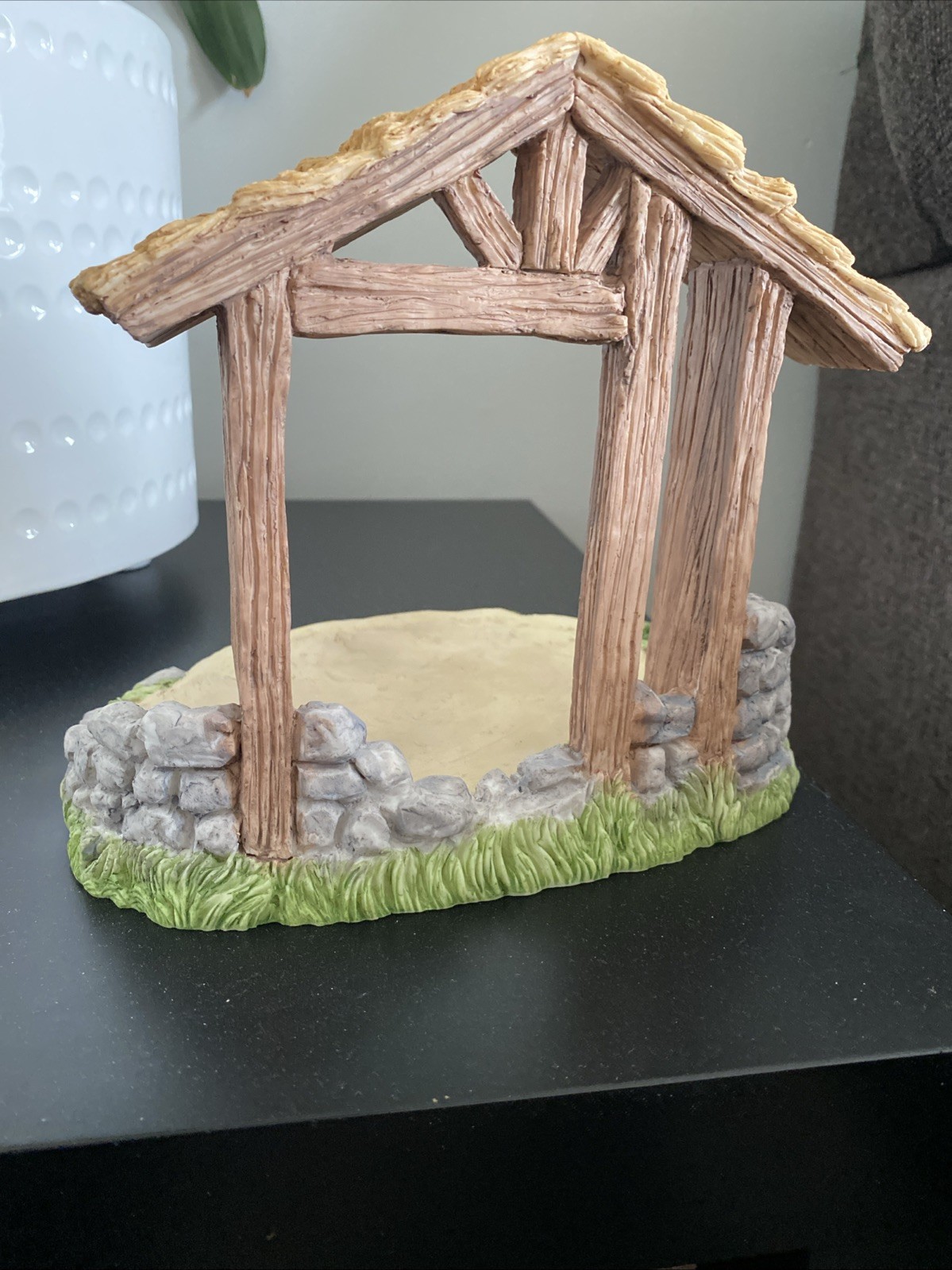 Precious Moments 181034 Resin Creche Manger for Nativity 2017 Come Let Us Adore