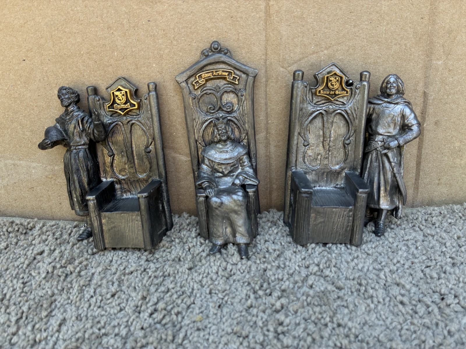 Michael Ricker Pewter Knights King Arthur Round Table 15 Figures Gold Crests Sig