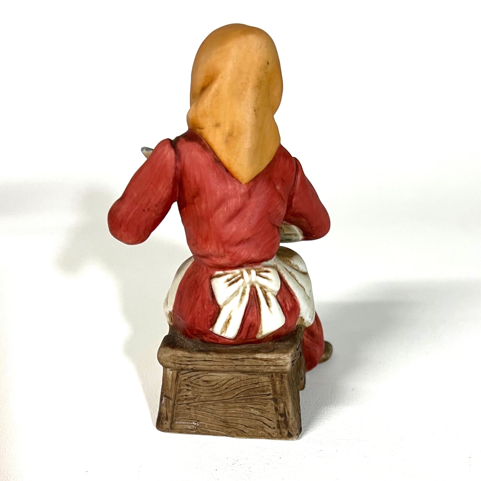 Vintage Royal Crown Figurine Old Woman with Bird Taiwan 5″