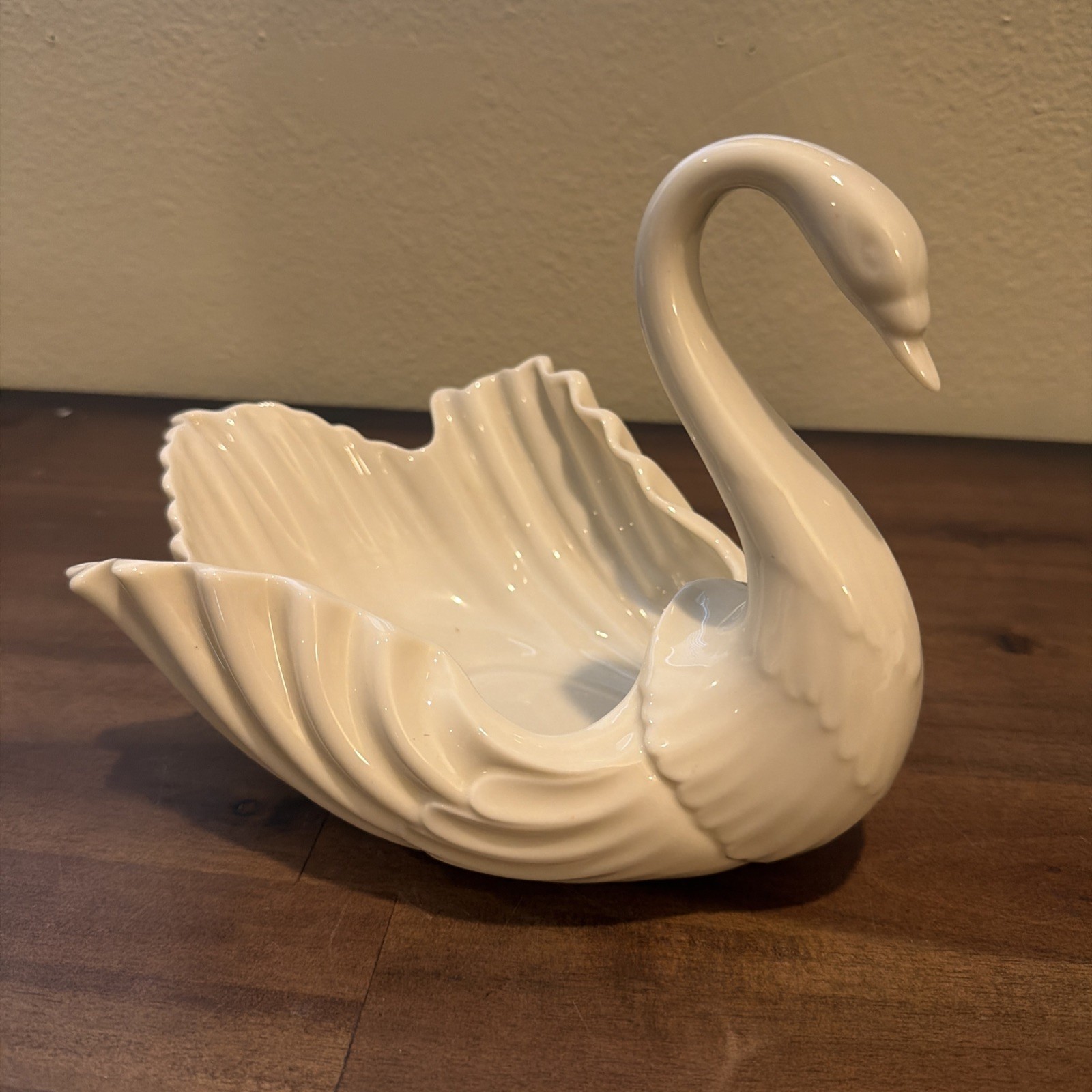 VTG Lenox Porcelain Large Swan Bowl 9” Centerpiece Candy Dish Cream Made in USA