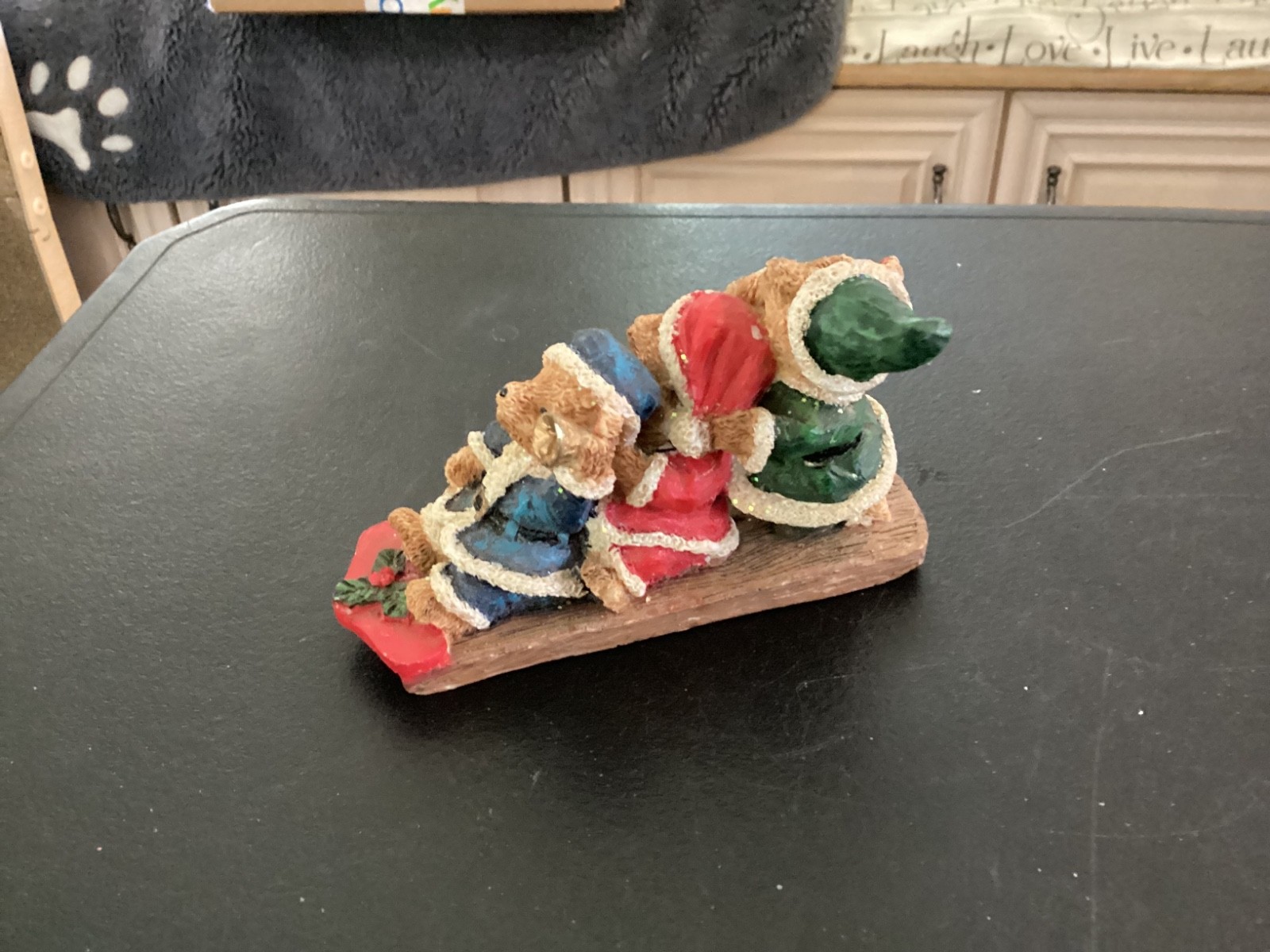 Unbranded 3 Bears on Sled Holiday Resin Figurine