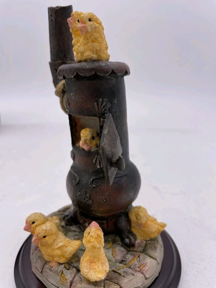 “Country Artist” For The Discerning King Of The Castle Hand Painted & Crafted