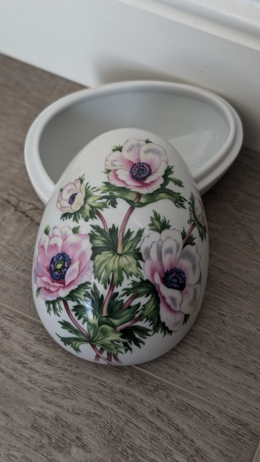 Royal Copenhagen Easter Egg 2017 (Without Original Packaging) Excellent Cond