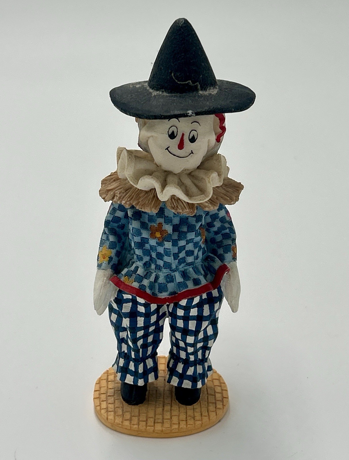 Madame Alexander Wizard of Oz Scarecrow Painted Figurine Signed 1999 LE /1446