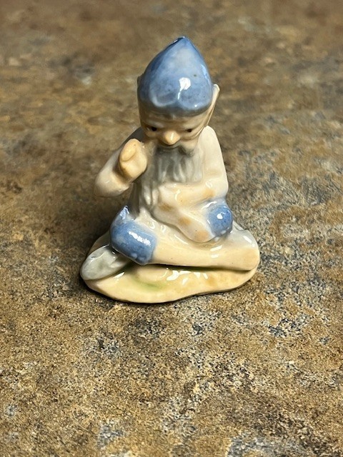wade whimsie gnome elf leprechaun blue hat