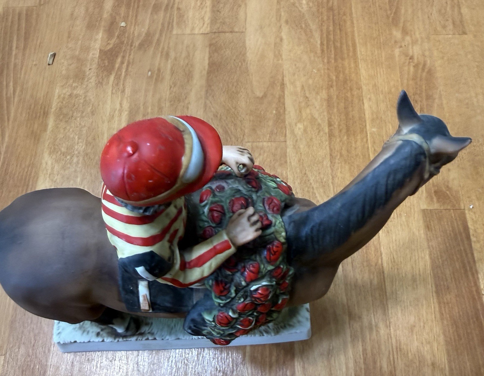 Vintage 1976 Lionstone Cannonnade Kentucky Derby Winner Porcelain Horse LE