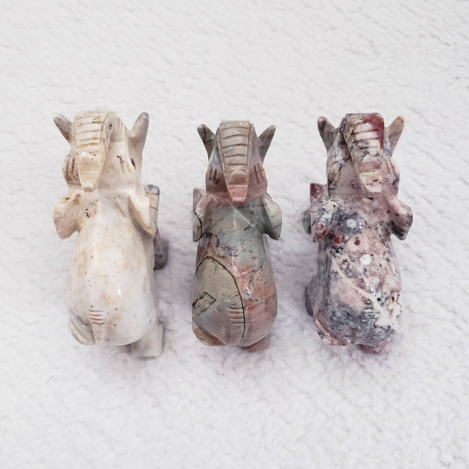 Lot of 11 Hand Carved Stone Elephant Figurines 1 1/4″ to 3 1/8″ Tall