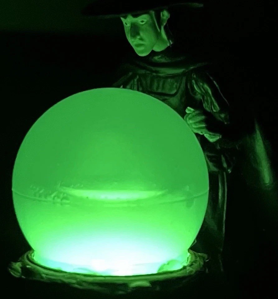 The WIZARD of OZ – Wicked Witch of the West – w/ Light-Up Crystal Ball * WORKING
