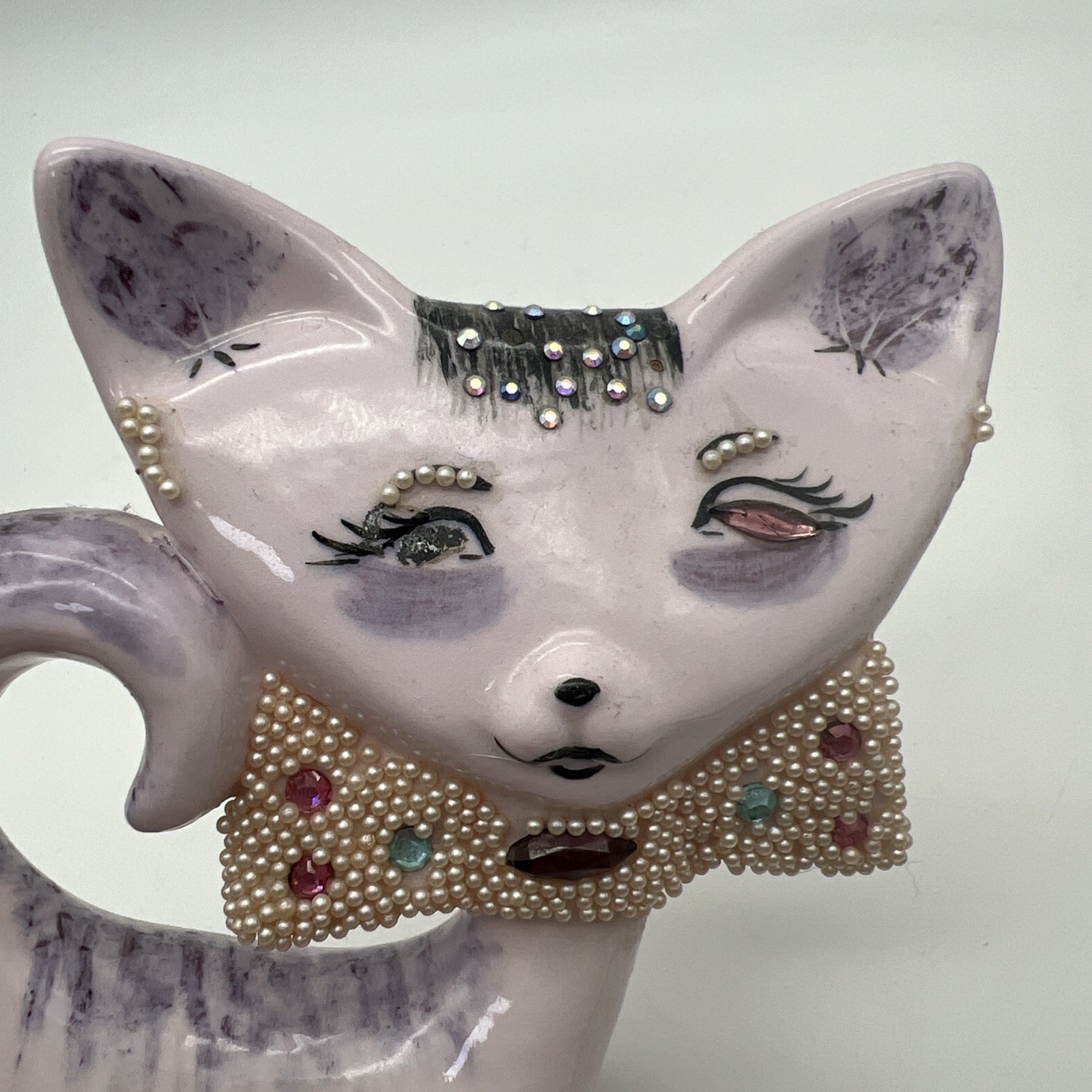 MCM Flat Cat Pearl Collar Purple Rhinestone Groovy Kitty Kitten 1950’s