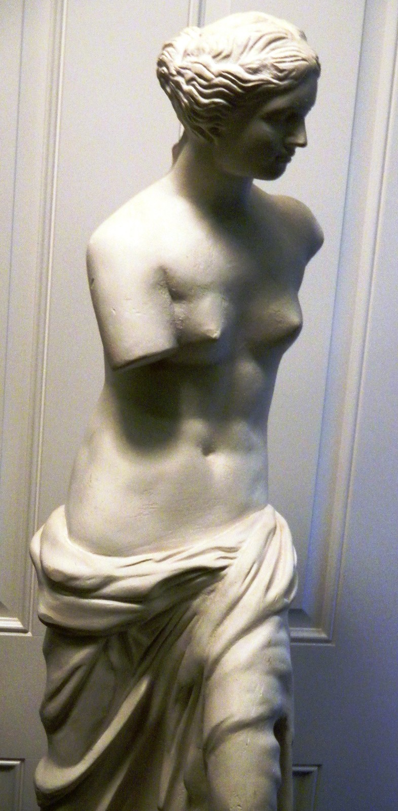 Venus de Milo – Neoclassical Vintage Italian Molded Plaster Composite Figure 36″