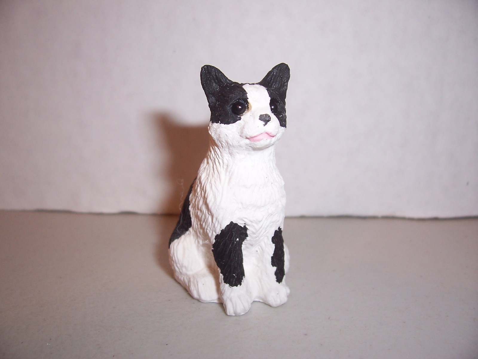 CAT – Miniature Figurine (“Adopt-a-Pet” – Mini-Life – by Art Collectibles)