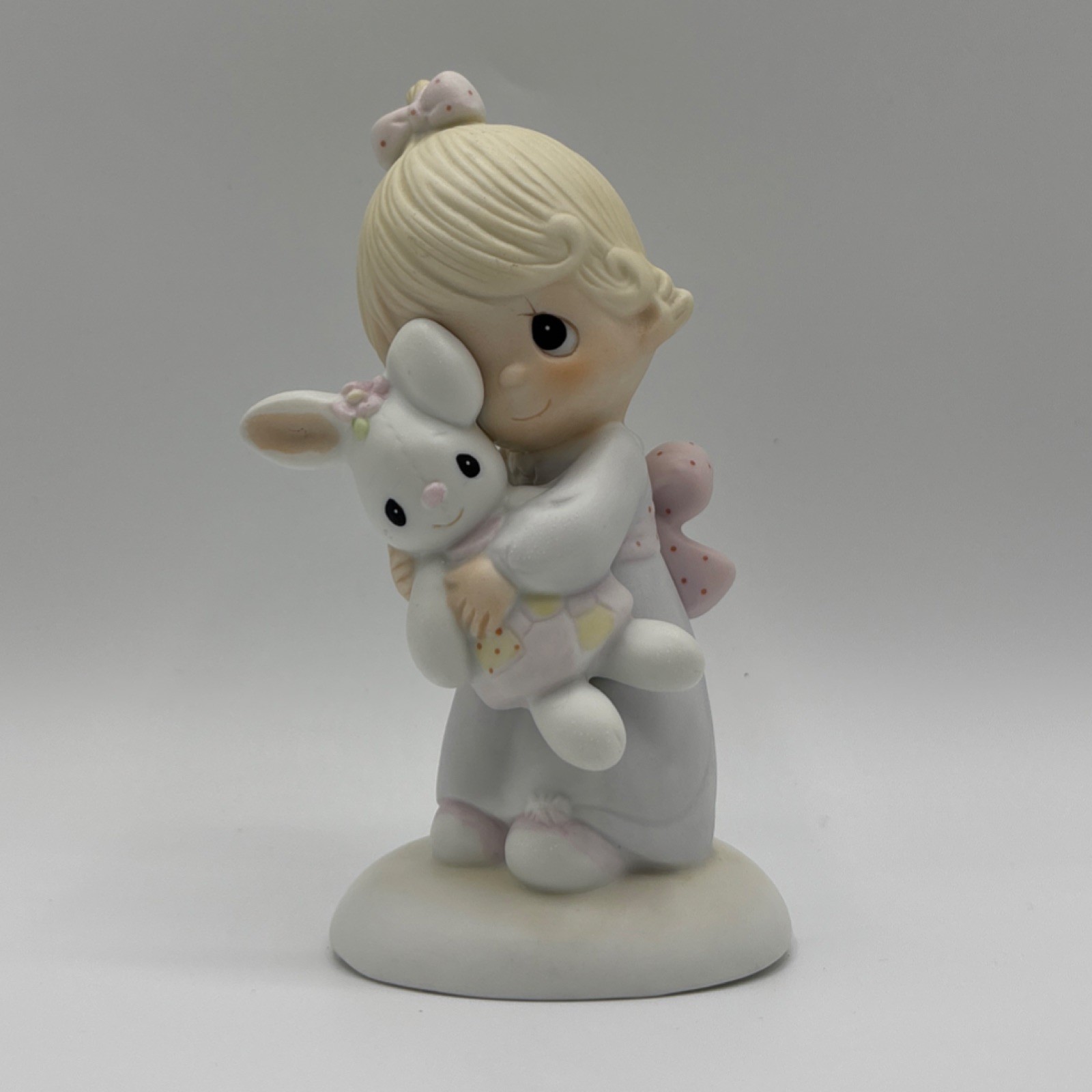 Precious Moments Jesus Loves Me E1372/G Girl Figurine Vintage Religious Gift
