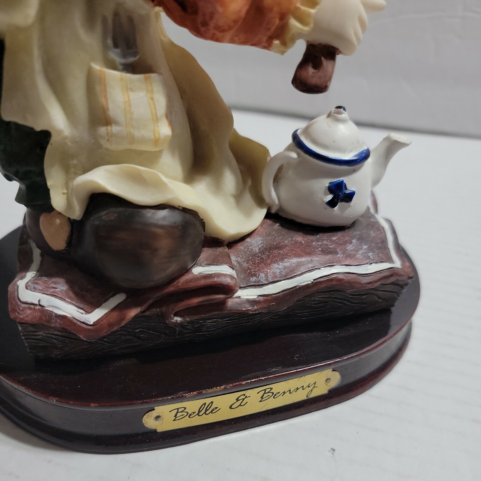 Turtle King Corp Belle & Benny Cooking Breakfast Figurine