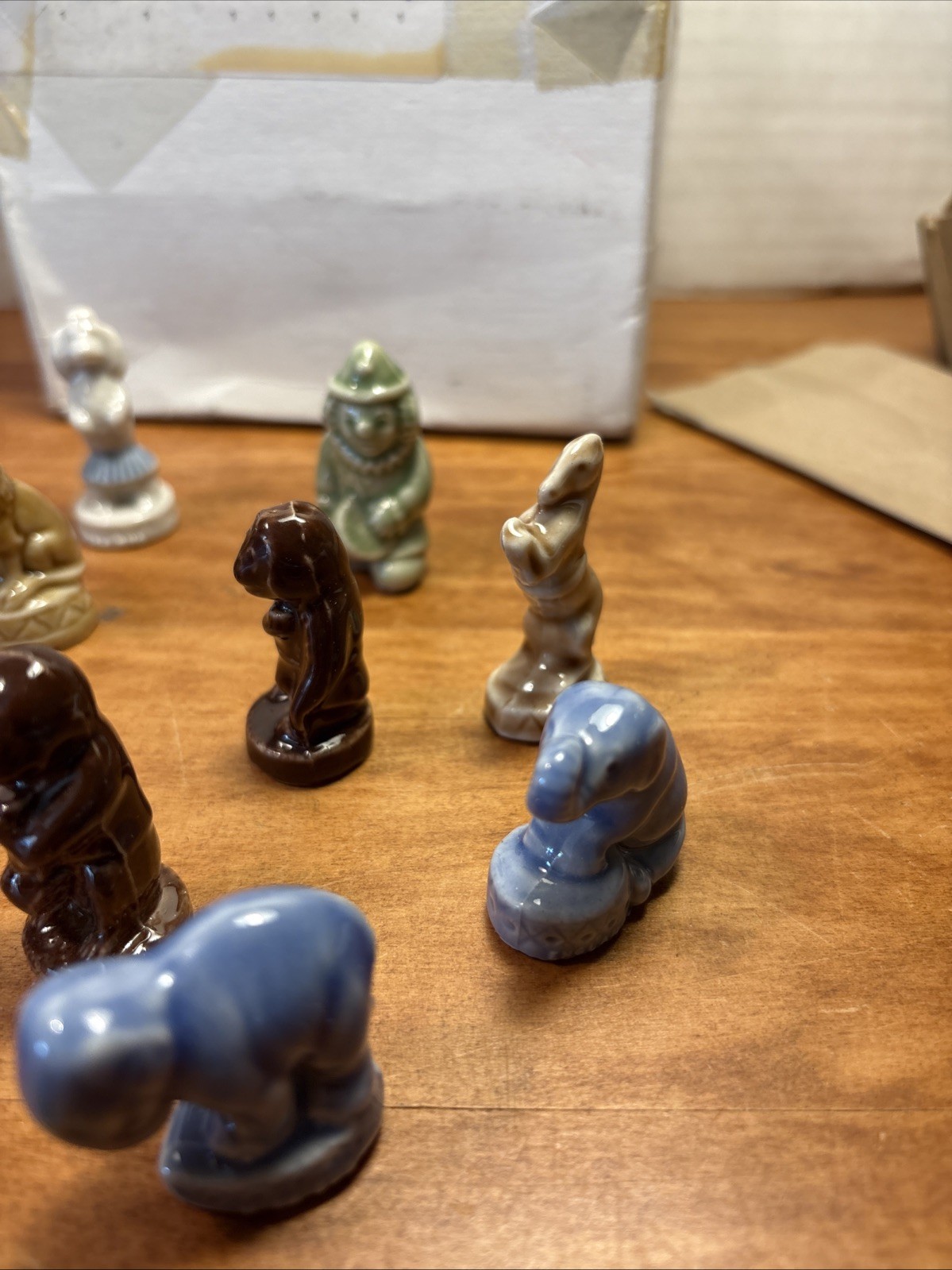 WADE CIRCUS SERIES SET OF 15 MONKEY, POODLE, & 10 Endangered Species Complete