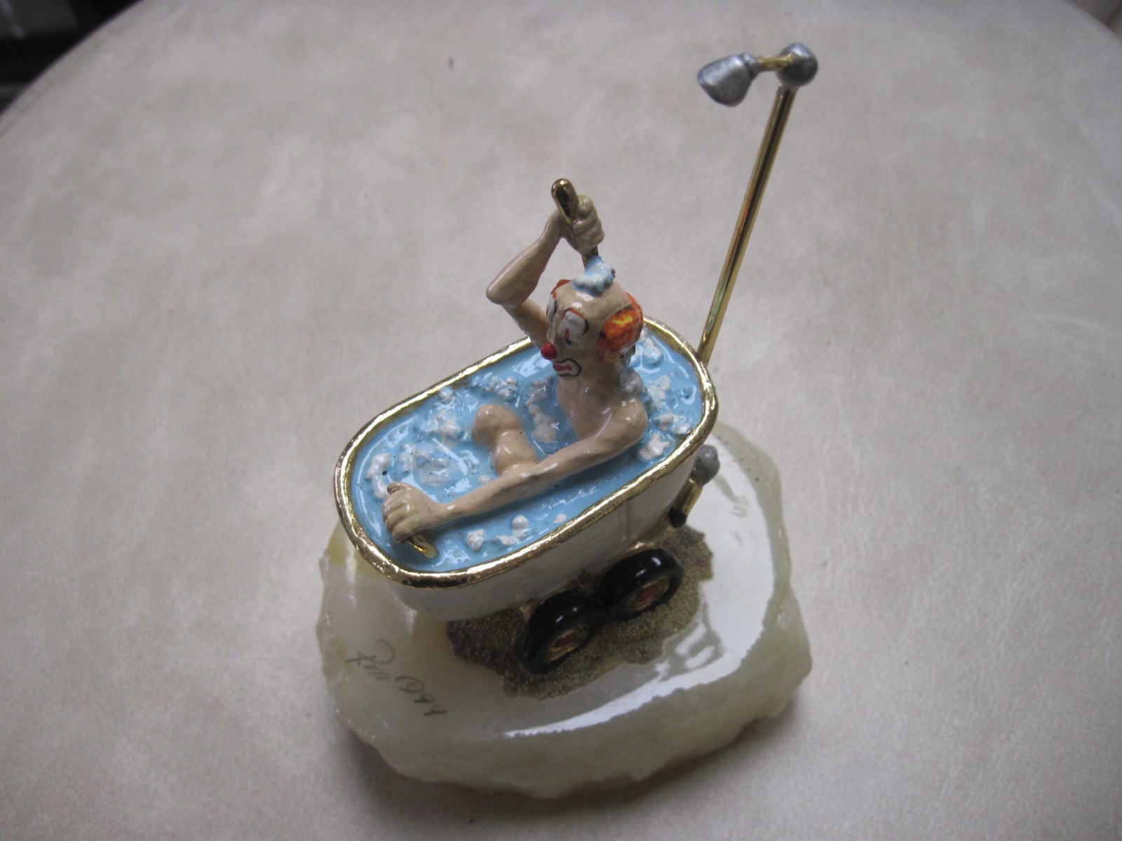 VINTAGE 1994 RON LEE CLOWN WASHING IN TUB VERY NICE NUMBERED 679/950
