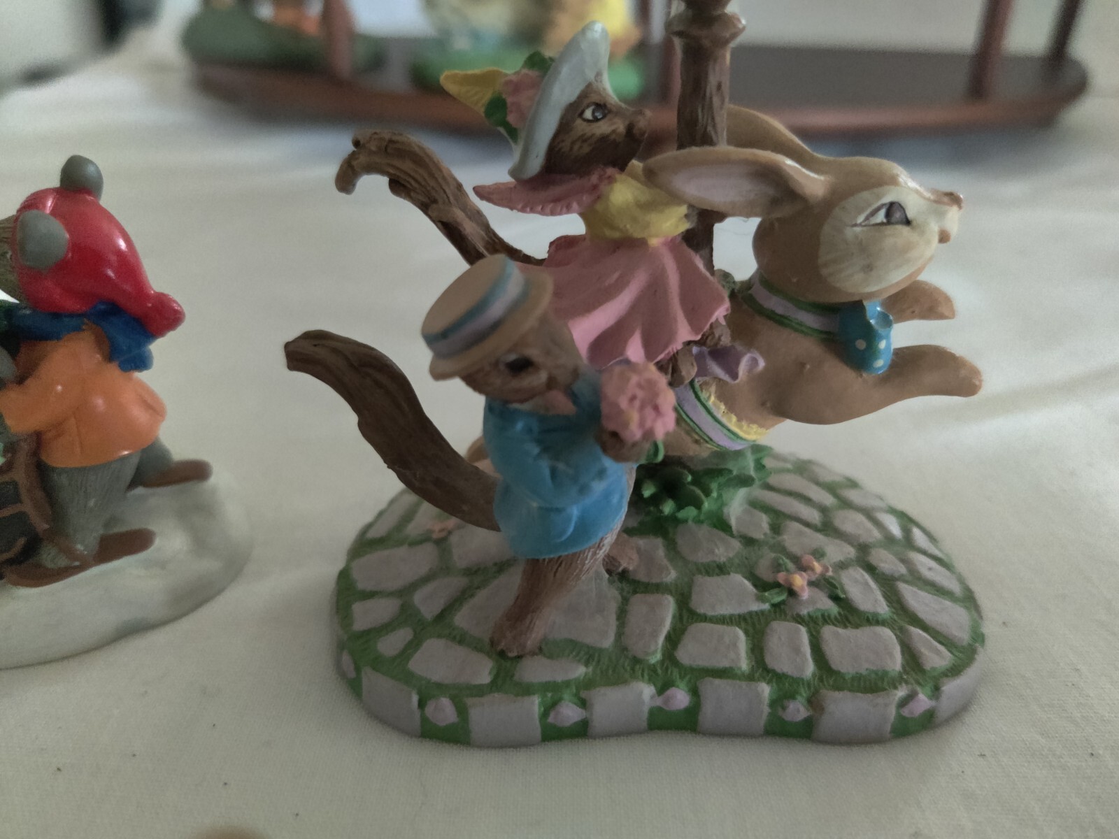Vintage Avon Carousel Wonderland Miniatures 4 – with Display Stand (Rare) 1993