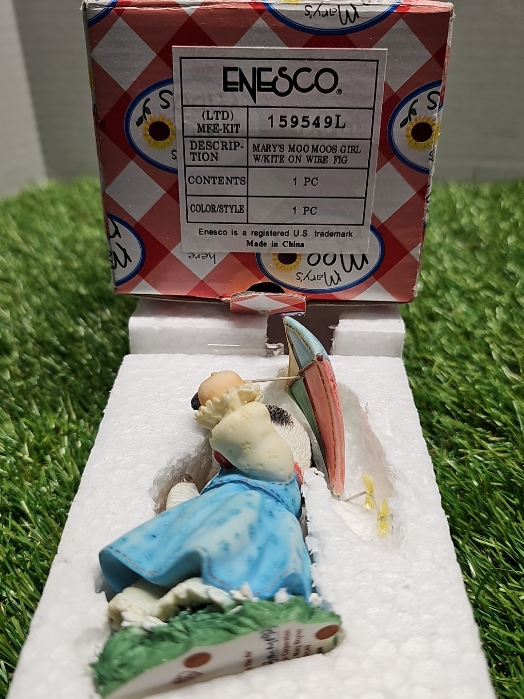 Vintage 1995 Enesco Mary’s Moo Moos “Spring Is In The Air”