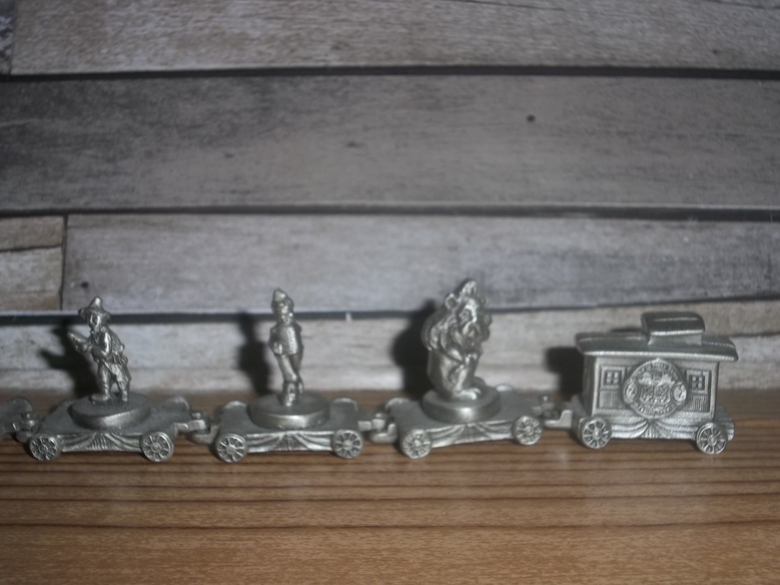 WIZARD OF OZ Pewter 6pc TRAIN SET Dorothy Scarecrow Tin Man Lion – L.F.Baum.F.T.