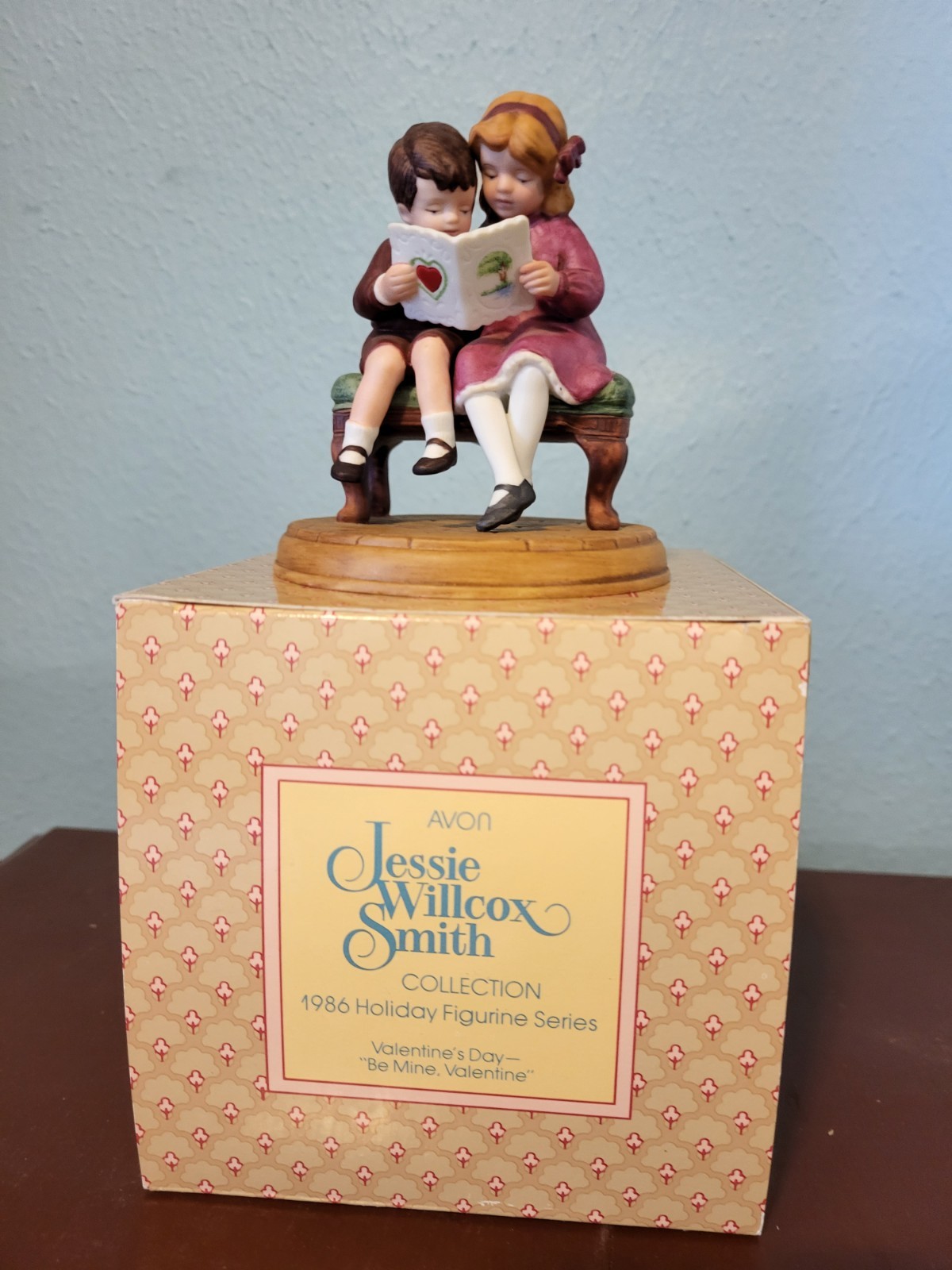 Avon 1986 JWS Valentine’s Day Figurine