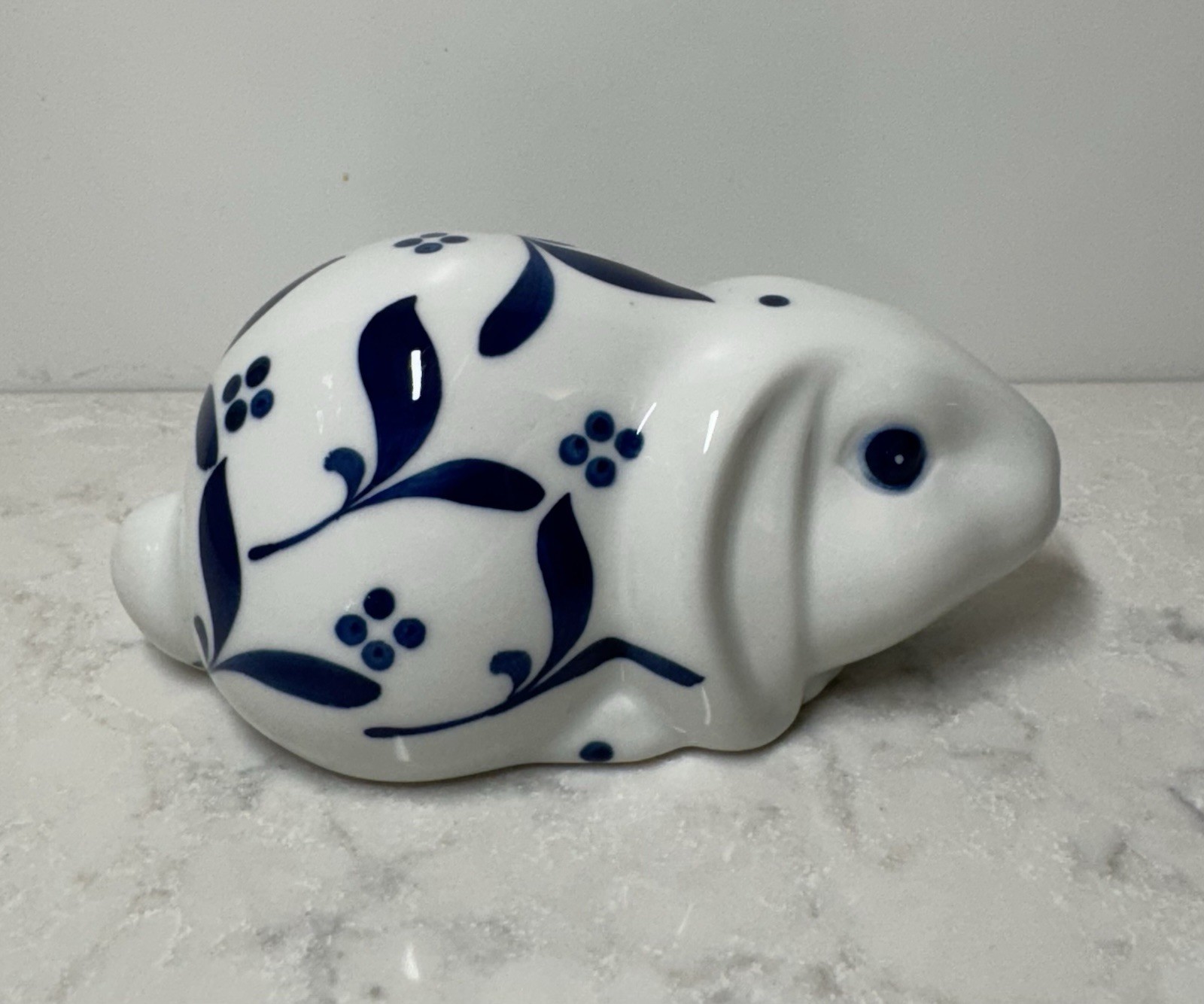 Porcelain Rabbit Figurine Blue Floral Design Villeroy & Boch Gallo Design Royal