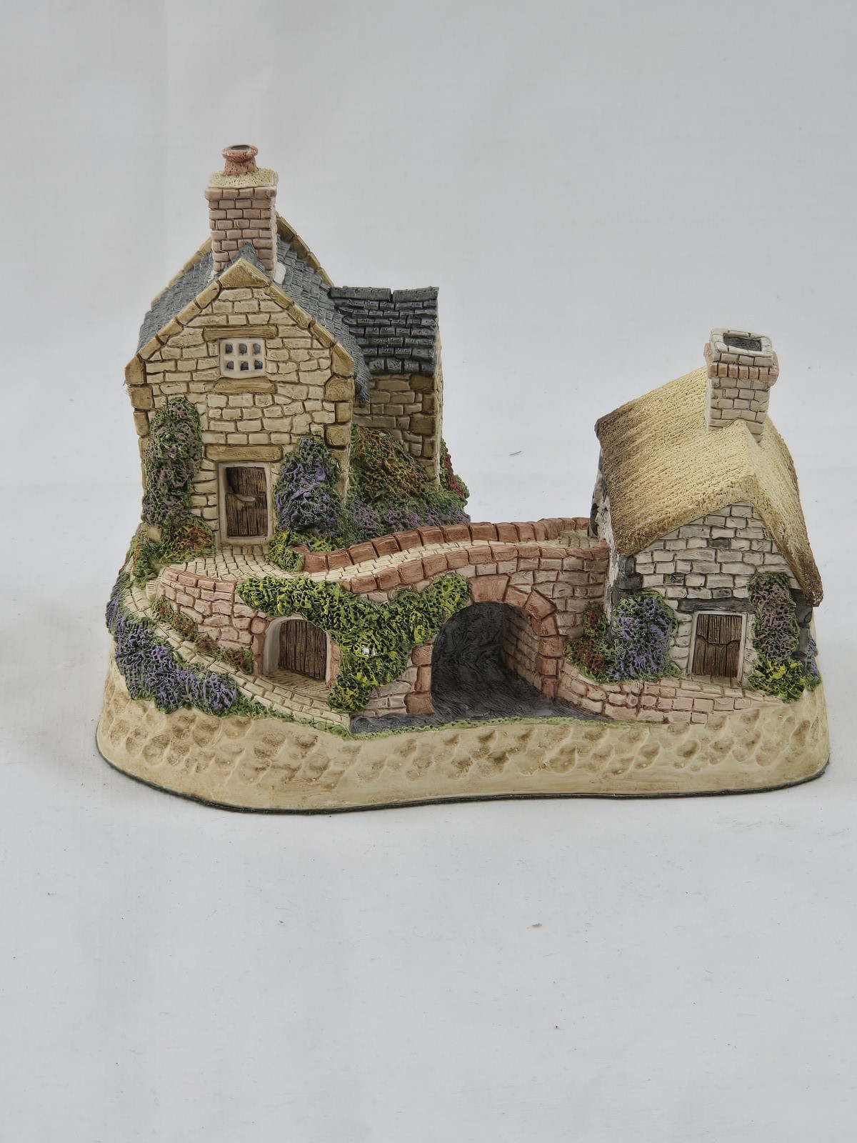 Vintage David Winter Cottage Figurine “The Bridge” 1991 Hand Painted Miniature