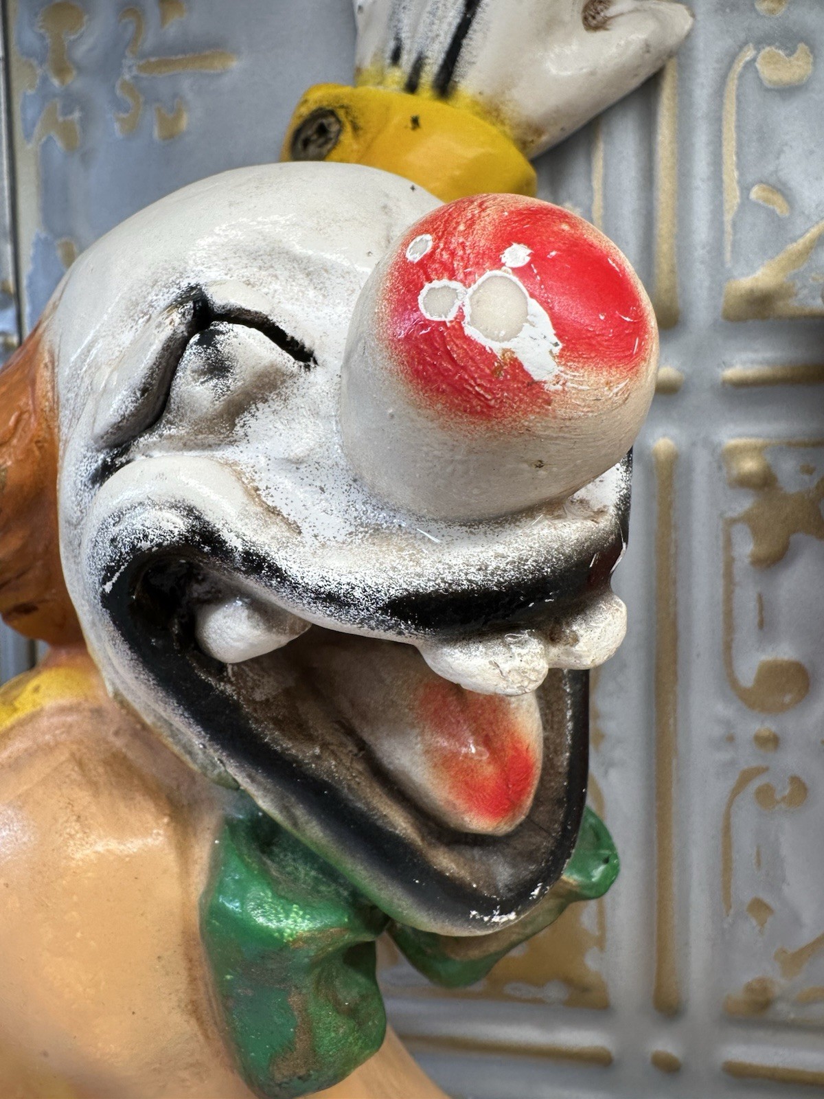 Pair Of 1974 Universal Statuary Corp Large Chalkware Clown Wall Plaques 18”/15”
