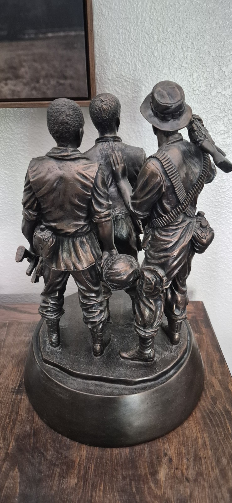 VIETNAM MEMORIAL SCULPTURE 3 SOLDIERS “OUR SONS, OUR BROTHERS, OUR GRIENDS”RARE