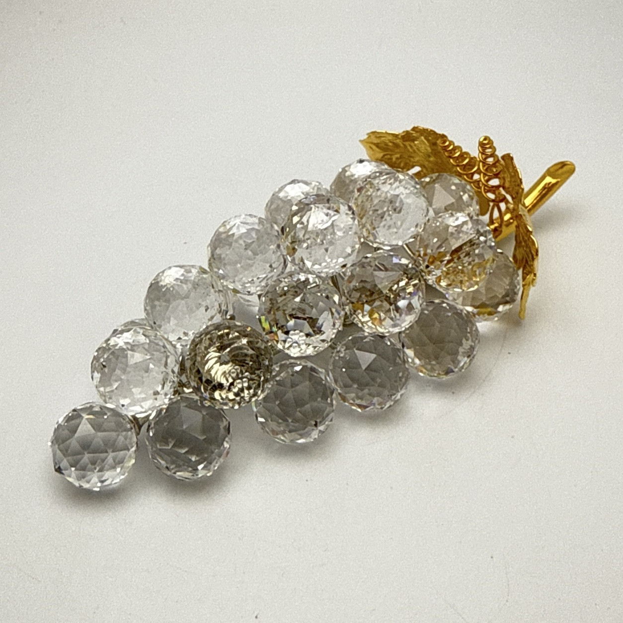 Swarovski Grapes-23 Gold Leaves Rhodium Stem In Box