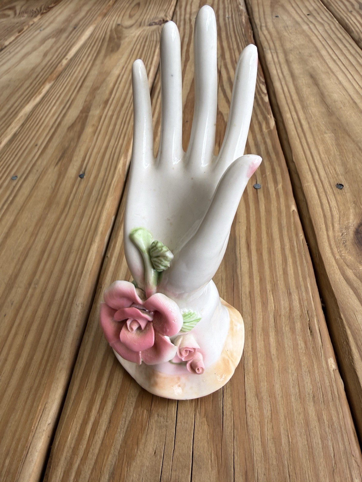Vtg Beautiful Elegant Porcelain LADY’S HAND w/ Rose Sculpture Ring Holder 6 1/4”