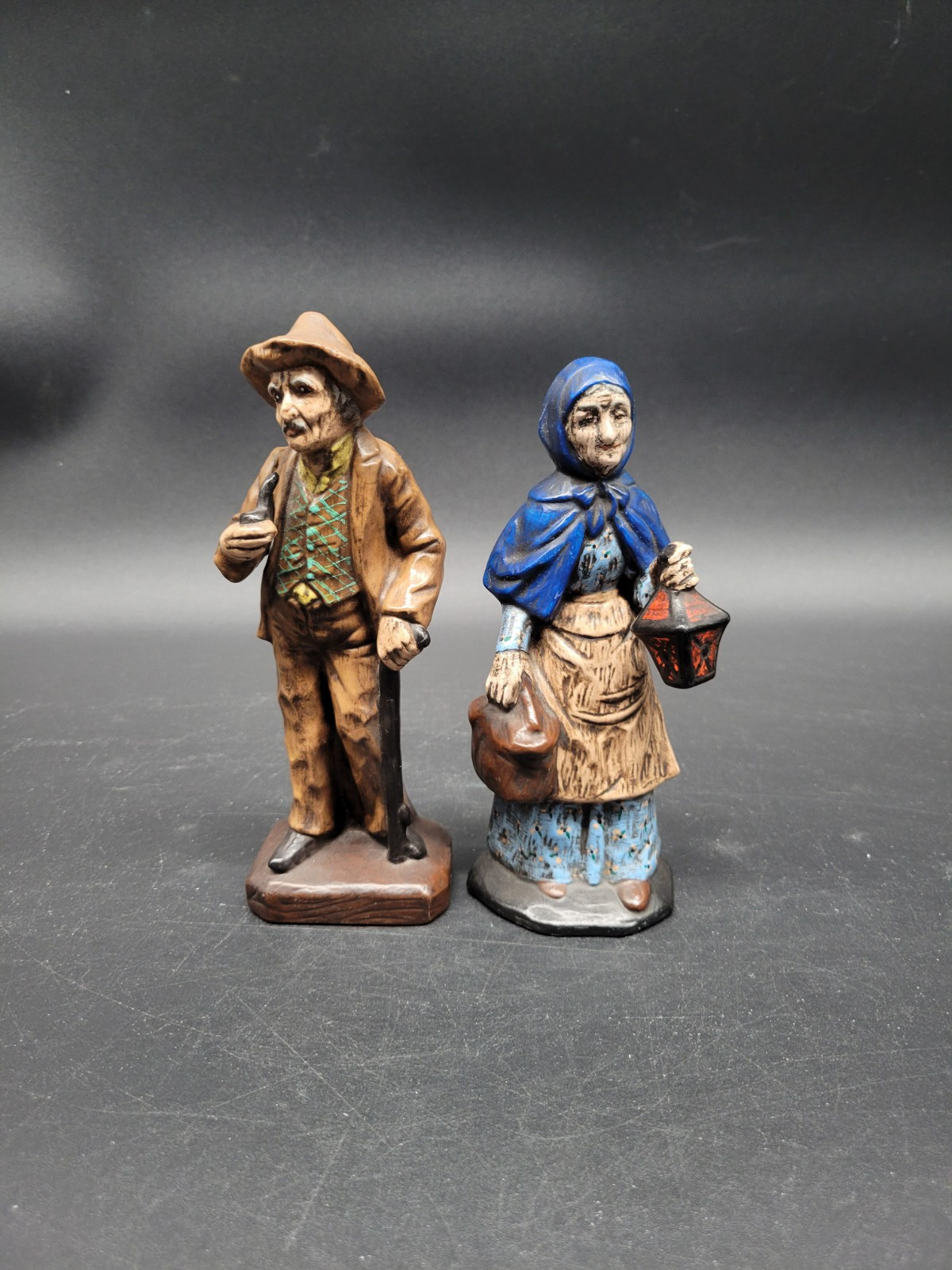 Vintage Ceramic Peasant Couple Marked W 25 and T 31 8″ X 2.75″ & 7.25″ X 3″