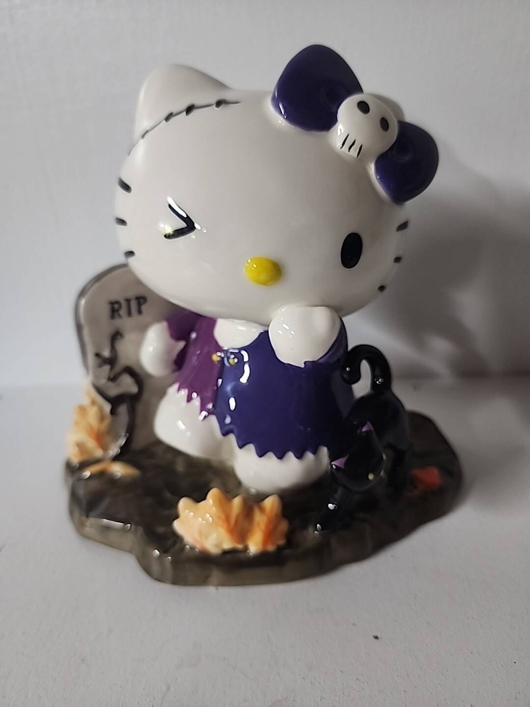 Blue Sky Clayworks Graveyard Hello Kitty Halloween Zombie Heather Goldminc
