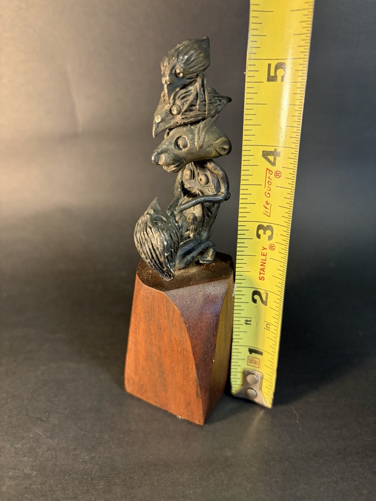 Unusual Sculpture Totem 5.25” Tall Metal On Wood Base Kiwi Birds & Figure