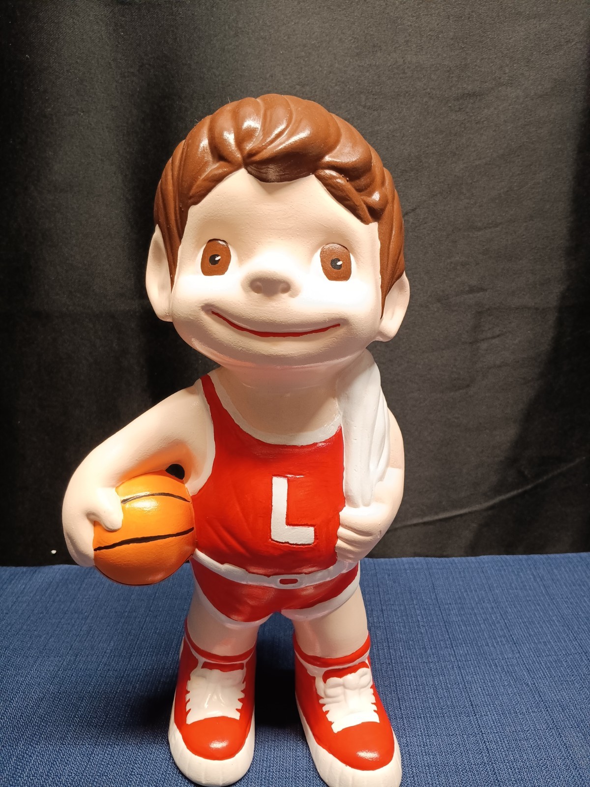 82′ Vintage Retro #11 Atlantic Mold Art Basketball Sports Boy Figurine No Chips