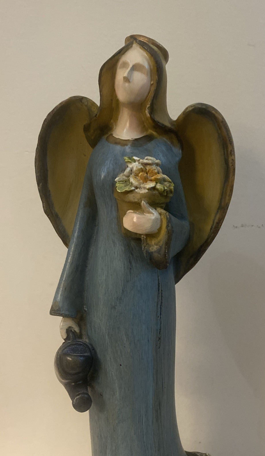 Kirkland Carved Painted Angel Statue Indoor/Outdoor Approx 15” VNT Garden Blue