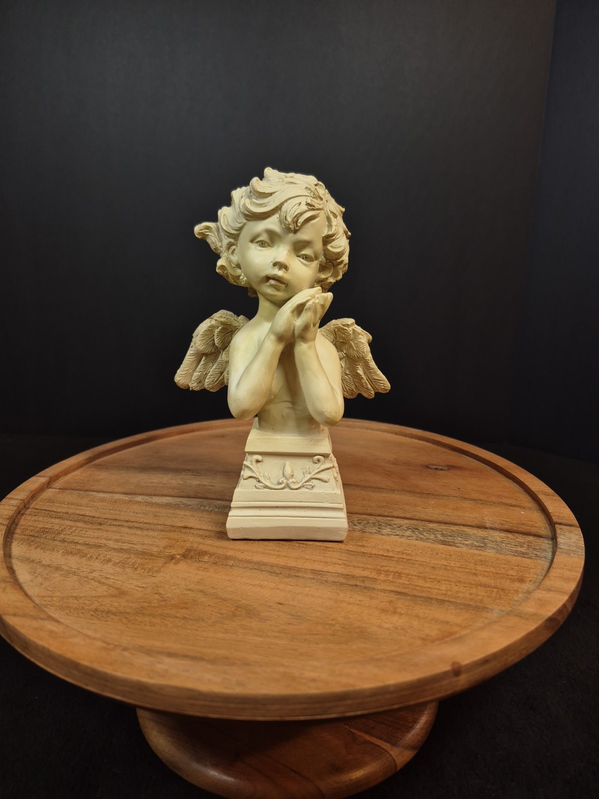 Angel. Cherub Figurine. Religious , Collectible , Innocence, Purity.