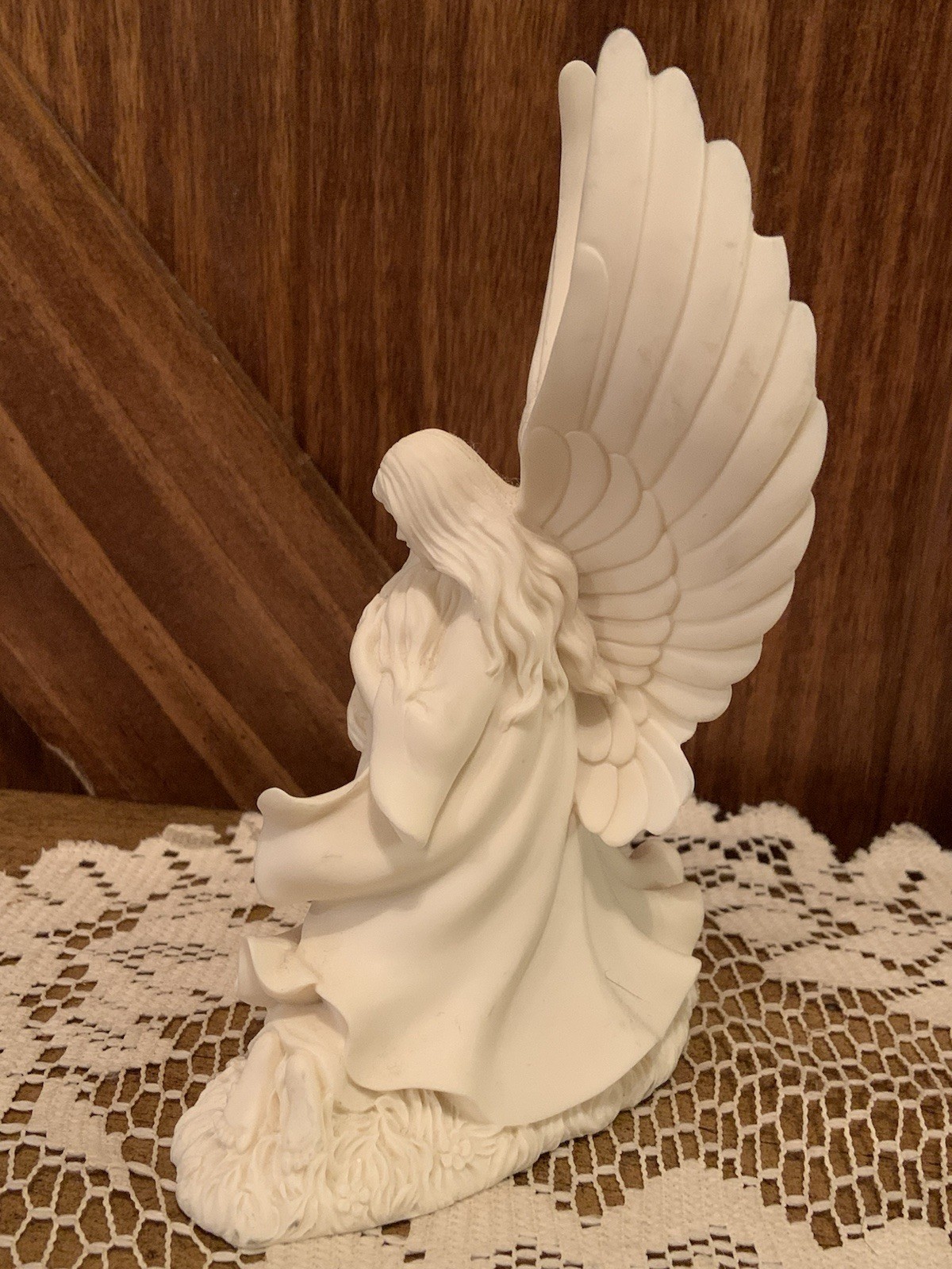 Roman Inc. The Millenium Collection ‘Love Never Ends’ 6.5″ Angel Figurine 2001