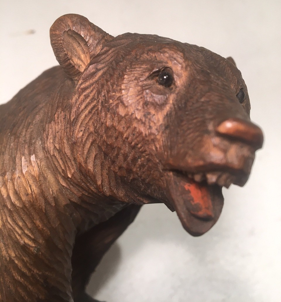 ANTIQUE BLACK FOREST SWISS WOOD CARVED SMILING WALKING BEAR #1
