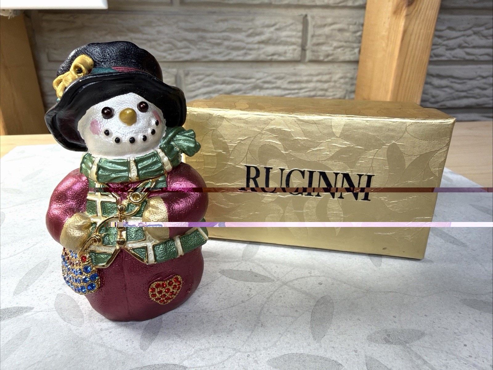 RUCINNI Snowman Hinged Trinket Box figurine with original Box