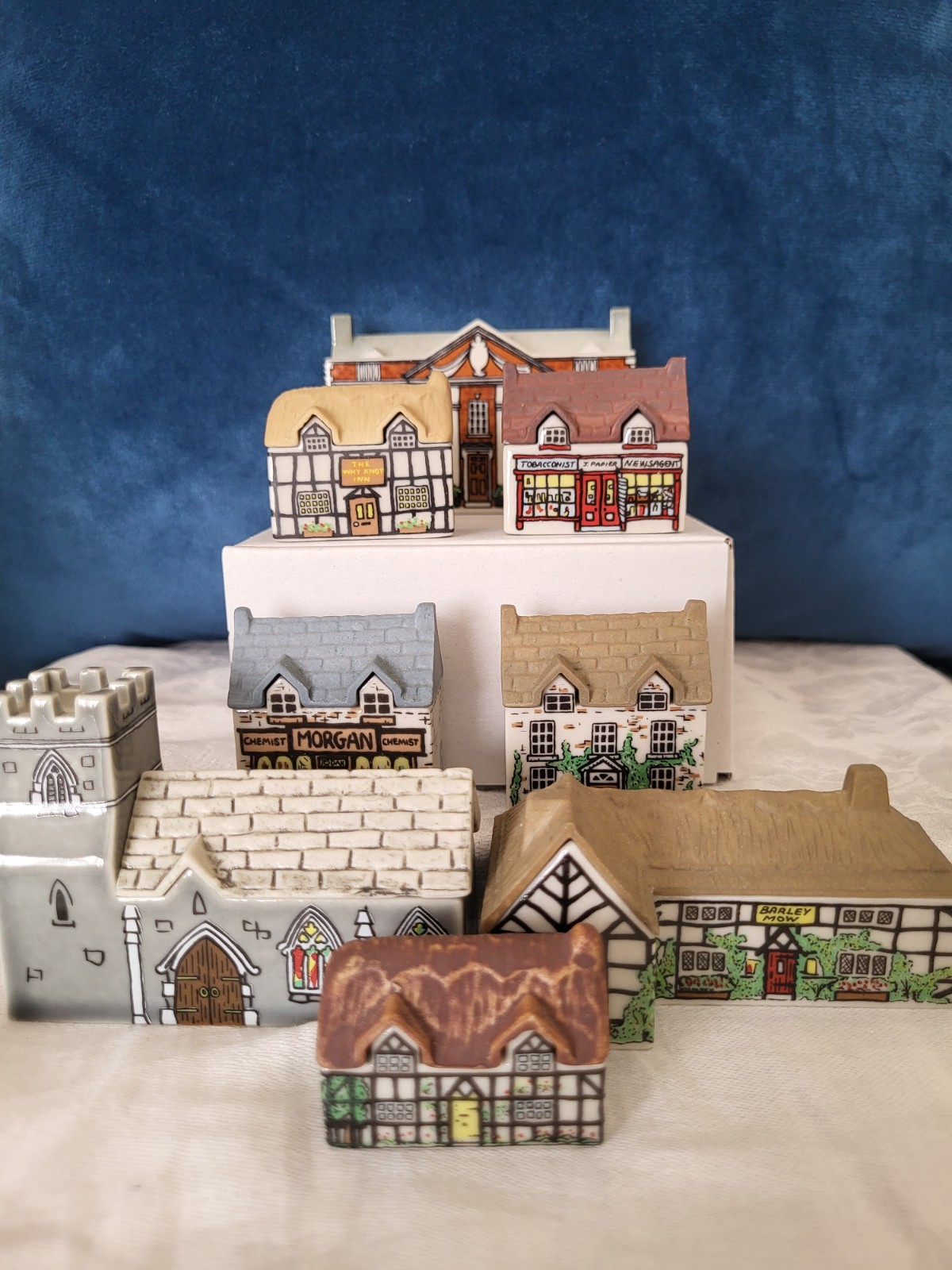 Wade Whimsey on Why village porcelain houses set #1 complete