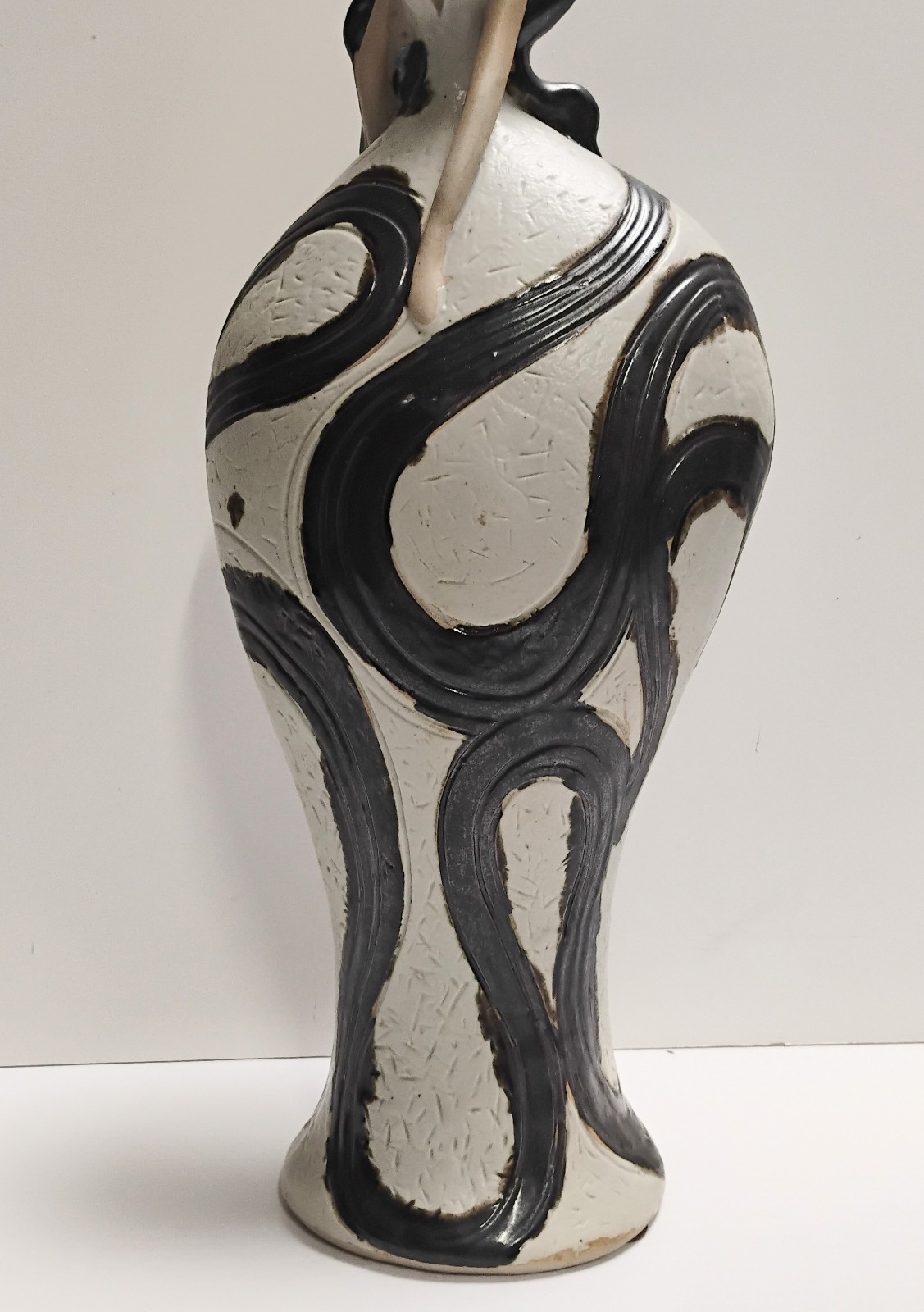 VTG Abstract Expression Ceramic Figural Woman Sculpture Studio Art Pottery 17″