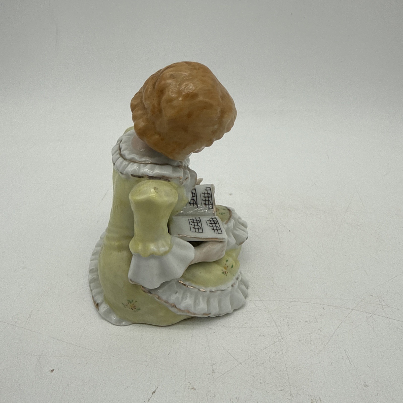 Vintage Young Lady With Sheet Music Book Porcelain Figurine Approx 4.5″x3.5″