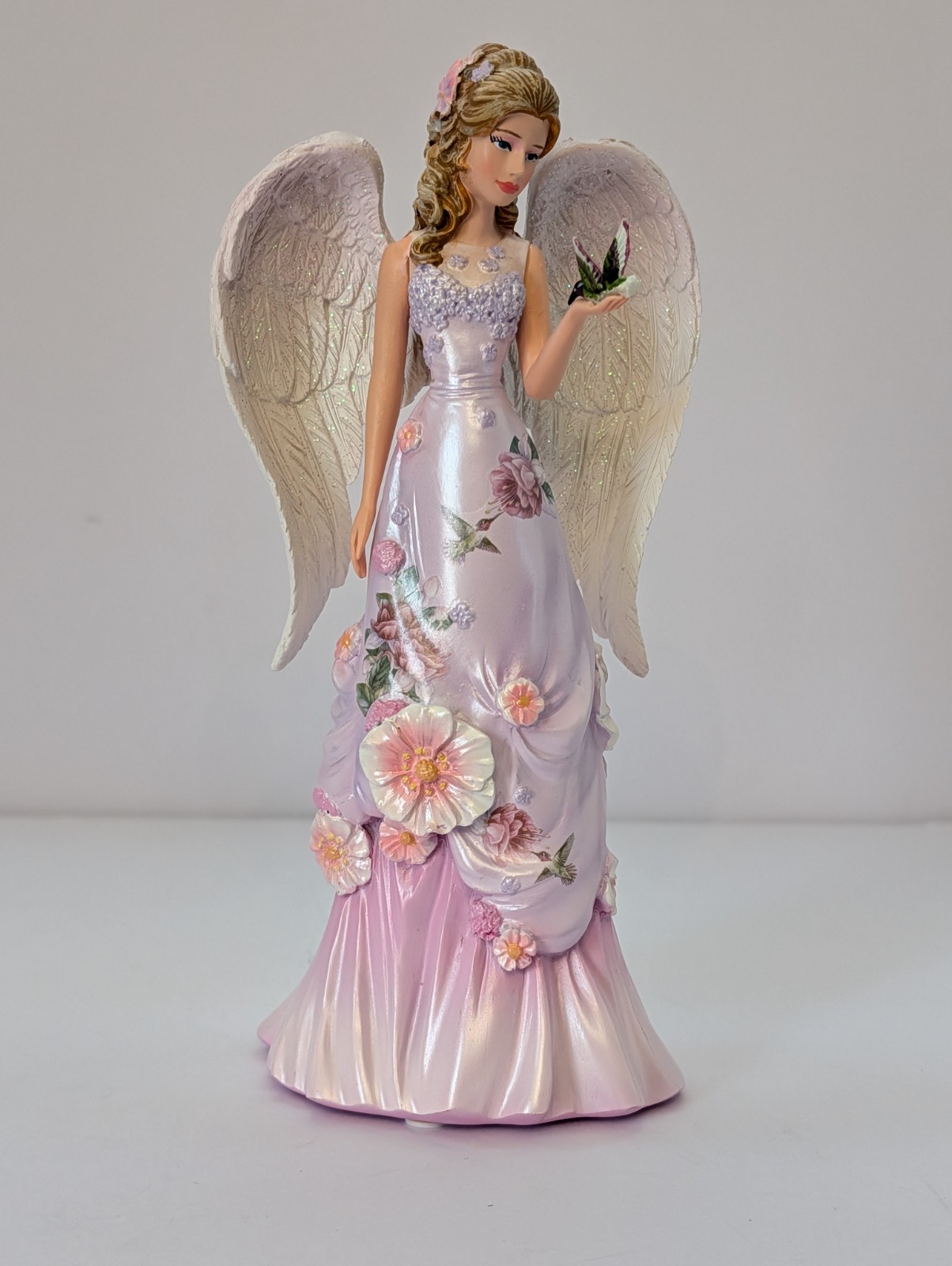 “Angelic Beauty” – Hamilton Lena Liu Angelic Beauties of the Garden Figurine