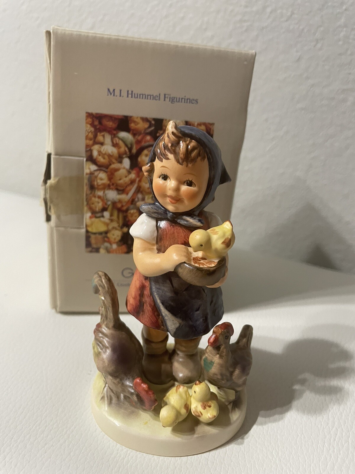 M.J. Hummel Goebel 1948 Germany #199/0 Feeding Time W Box Original $130