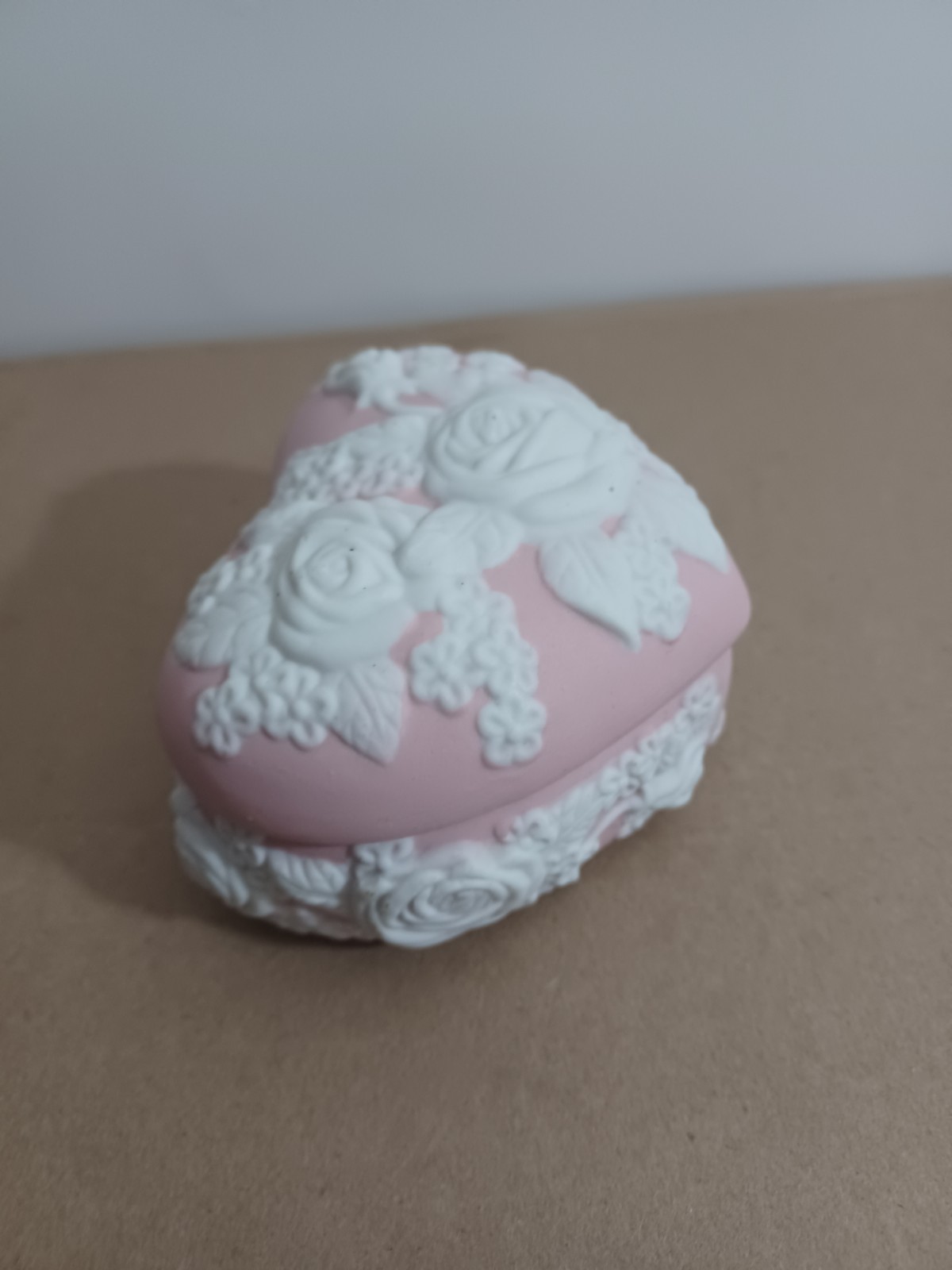 San Francisco Music Company Ornate Pink Jasperware Heart Tricket Box Pre-owned