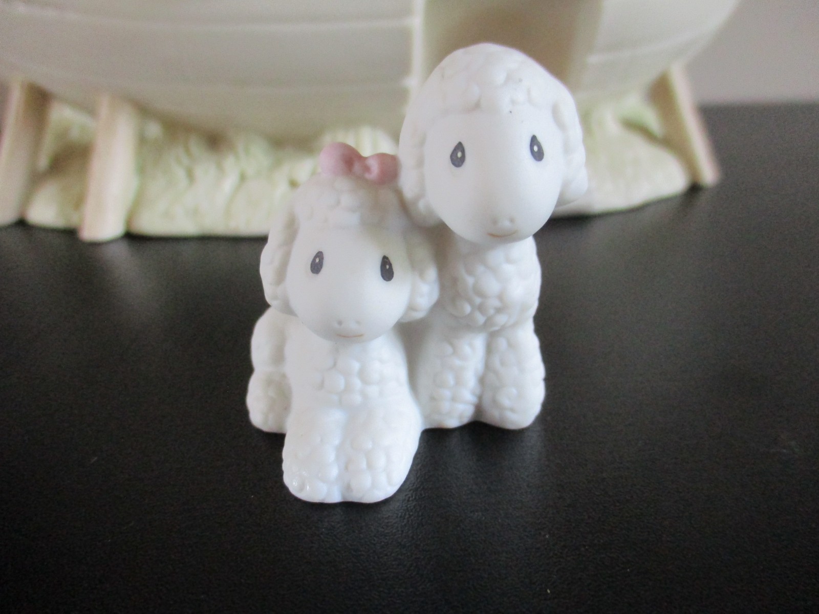 Vintage Precious Moments Noah’s Ark Night Light 1992 w/Sheep, Bunnies and Pigs