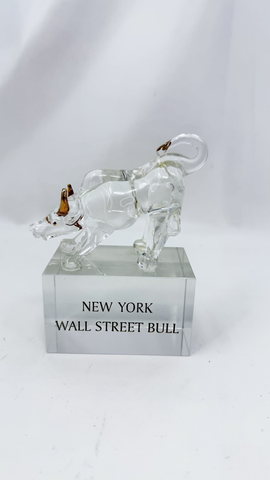 Vintage New York Wall Street Bull heavy miniature Crystal Glass Paperweight