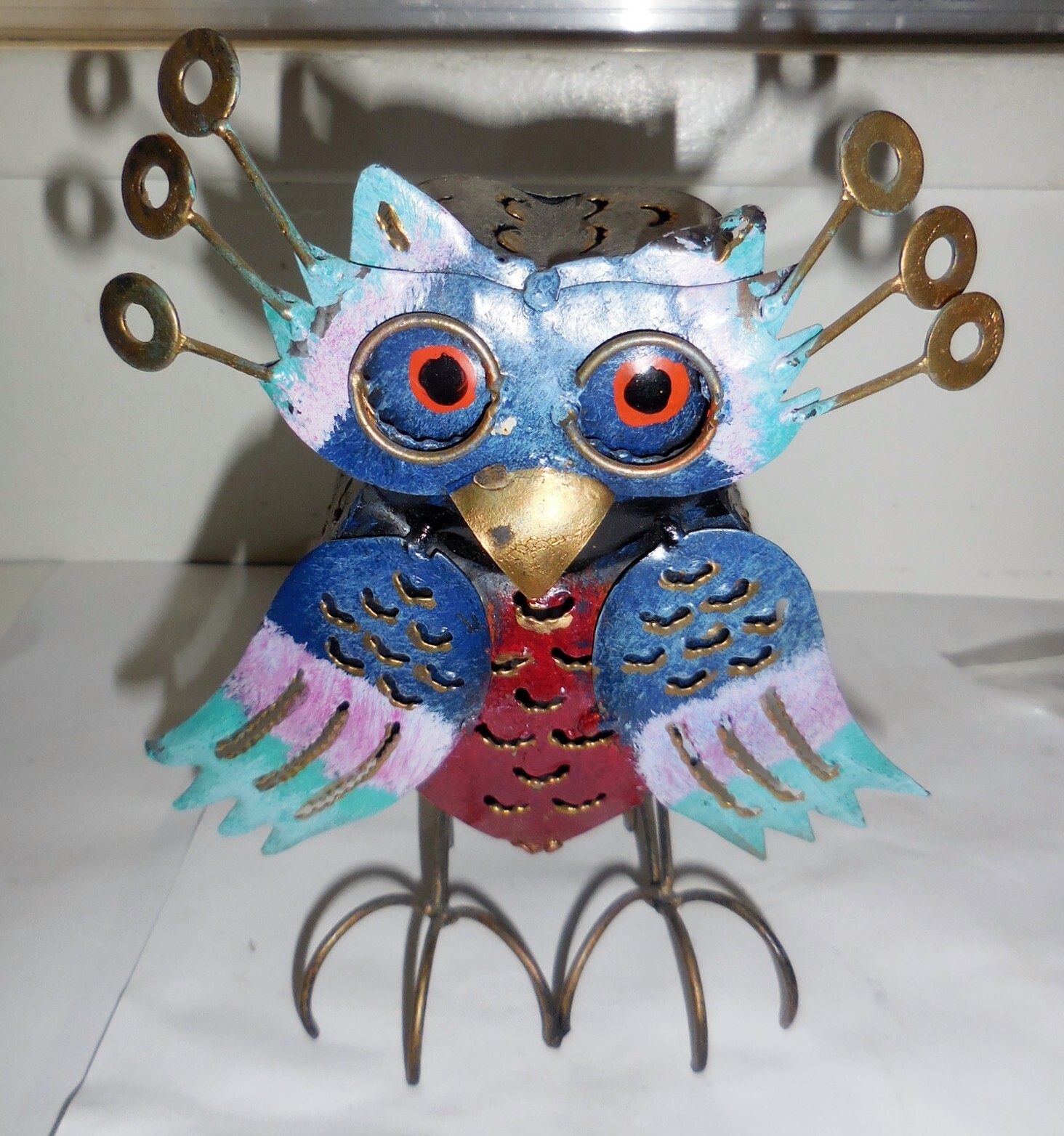 VINTAGE USA ART METAL OWL FIGURINE SCULPTURE COLORFUL HANDPAINTED DESIGN NR
